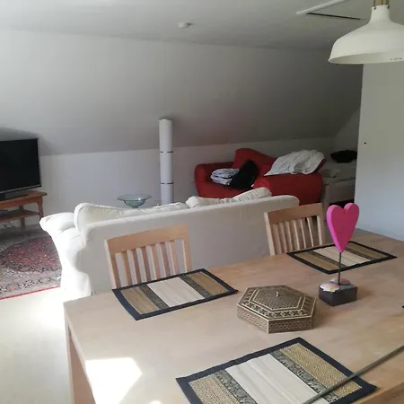 Bei Niebuell Apartment *