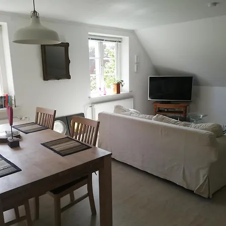 Bei Niebuell Apartment